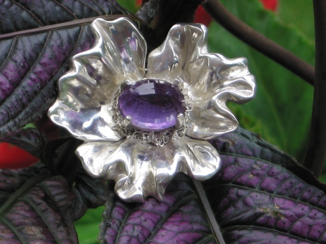 purple amethyst rose pendant.jpg